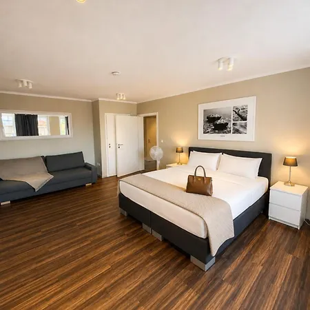 Cf30 Modern 45 Sqm With Ac In Center
